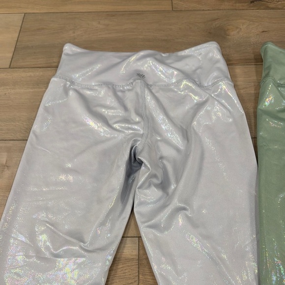 Forever 21 Women’s Iridescent leggings tight- set of 2 Green Silver - Picture 12 of 13